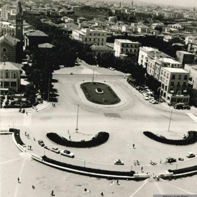 foto aerea di piazza Tripoli in direzione della via Tripoli con a sinistra la Chiesa di santa Maria Ausiliatrice detta dei Salesiani  
