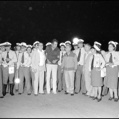 immagine di un gruppo di Vigili Urbani in occasione di un pattuglione notturno organizzato il 16 aprile 1978. Tra i Vihili è riconoscibile il Comandante Carlo Barbera